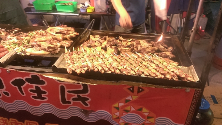 [苗栗頭份]新開幕尚順金剛基地夜市遊記．好吃好看好玩~