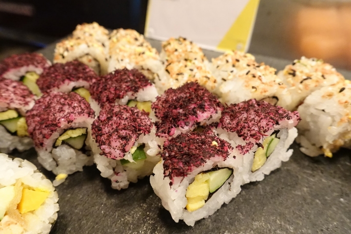 [食記] W Hotel。The Kitchen Table 西餐廳。信義區裡的時尚Buffet--周日菜色!