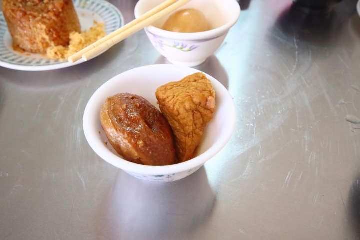 [台南][善化] 中興路 無名筒仔米糕、肉燥飯~在地推薦傳統早餐老店