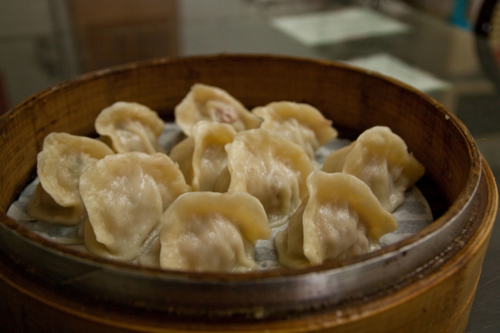 【美食。食記】彰化 彰化市 湯甜肉嫩，蒸餃紮實 蒸餃之家