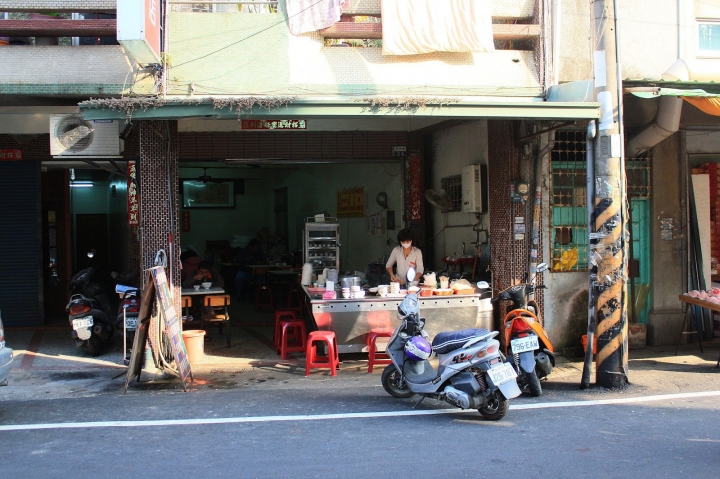 [台南][善化] 中興路 無名筒仔米糕、肉燥飯~在地推薦傳統早餐老店