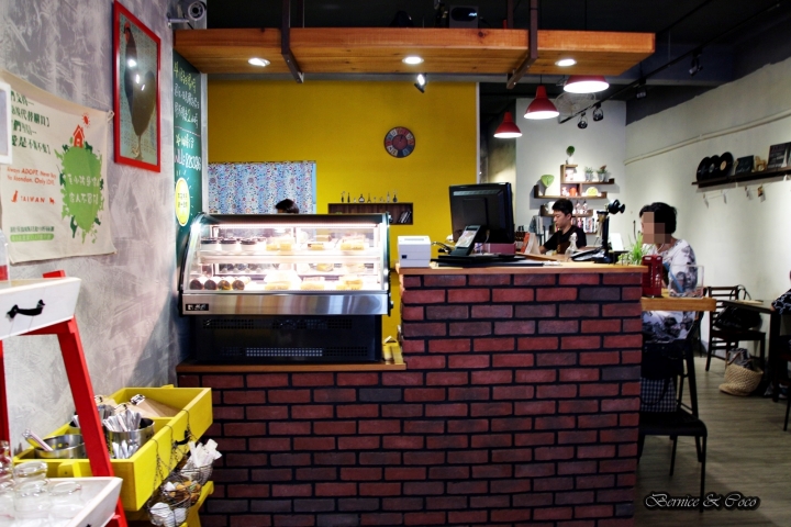 翁林.林Café綠綠的奇異果泡泡好迷人/新埔下午茶(寵物有善餐廳)(板橋新埔站)