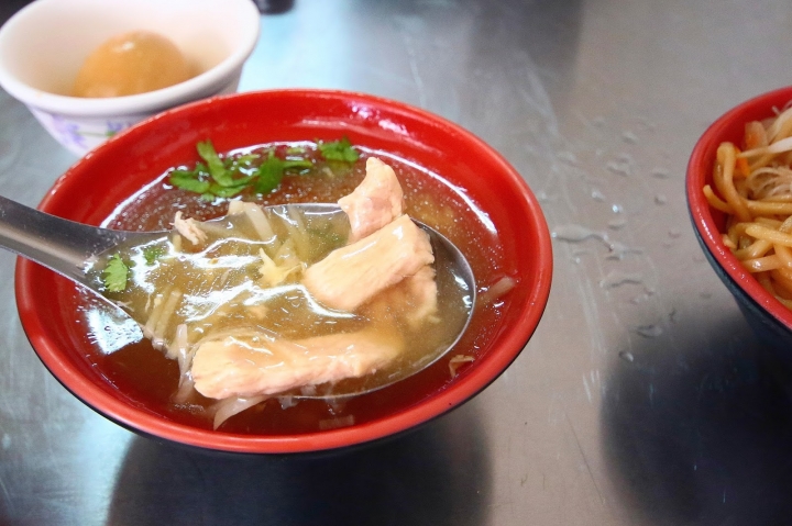 [台南][善化] 中興路 無名筒仔米糕、肉燥飯~在地推薦傳統早餐老店