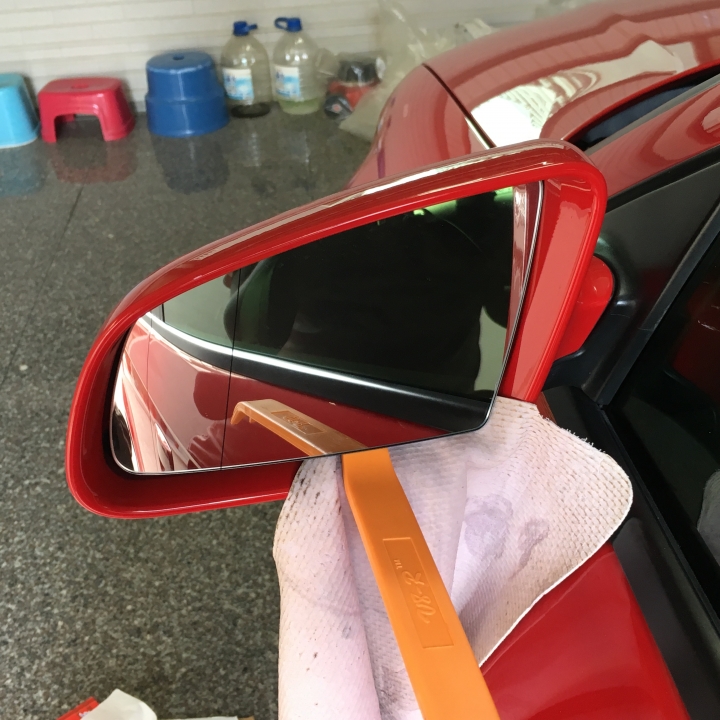 2005 AUDI A3 8P (類似 Golf V GTI)的照後鏡收折不正常維修.