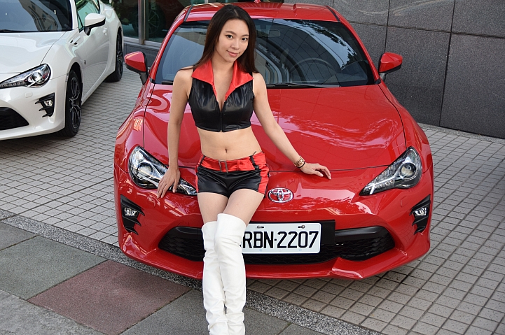 86 不跑秋名山 衝上陽明山  ALL NEW TOYOTA 86 超帥超狂 山路體驗