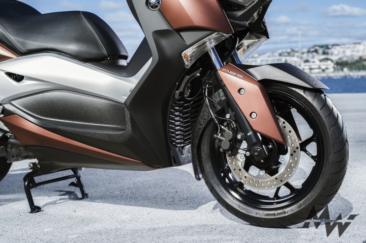 歐洲新寵 300大羊俱樂部 YAMAHA X-MAX 300 2017