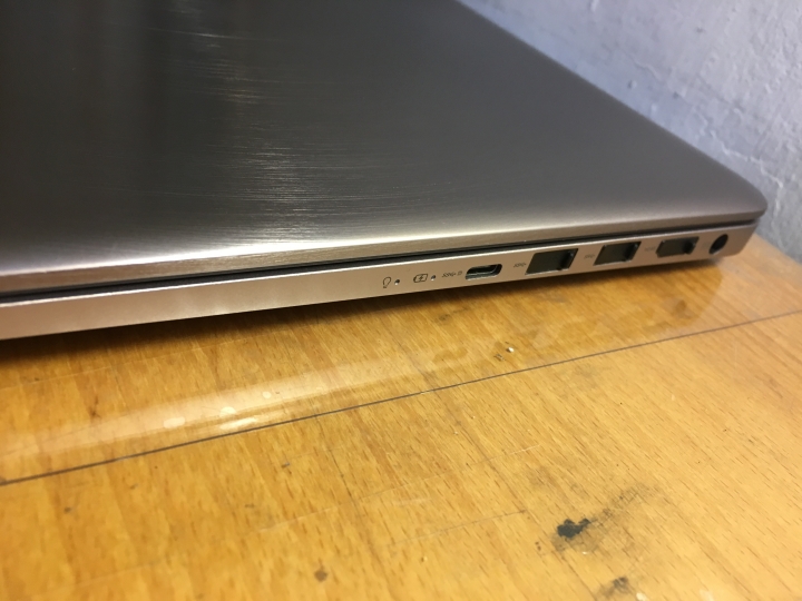 【開箱】ASUS ZENBOOK UX510UX