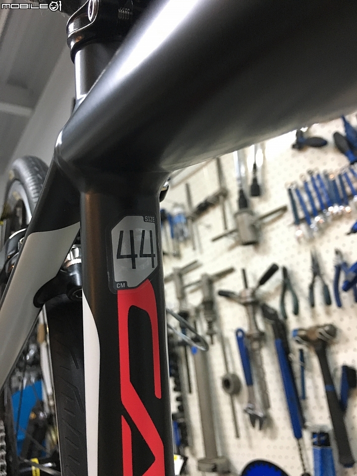 [深情的開箱]Cannondale 2017 CAAD12 WOMEN'S 105-女車(圖多慎入）