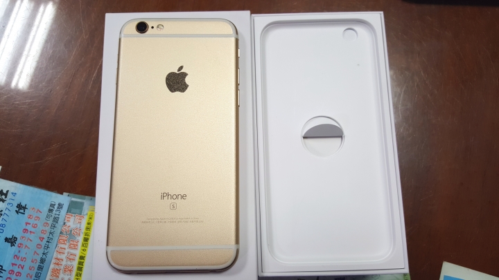 果粉朋友的 iPhone 6S 32G 開箱(圖不少)