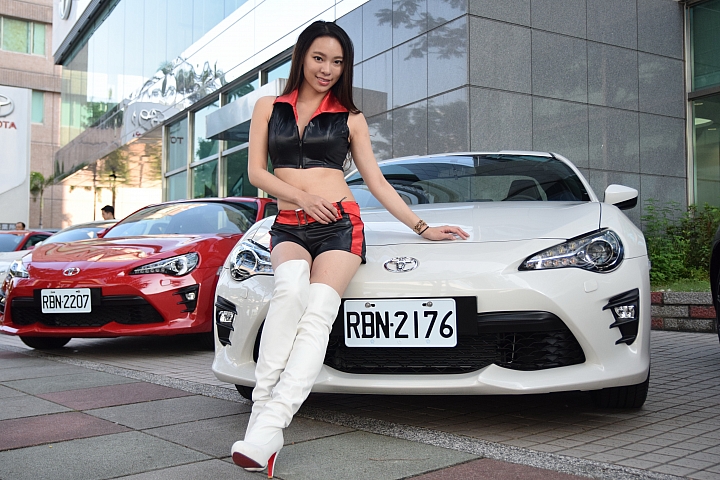 86 不跑秋名山 衝上陽明山  ALL NEW TOYOTA 86 超帥超狂 山路體驗