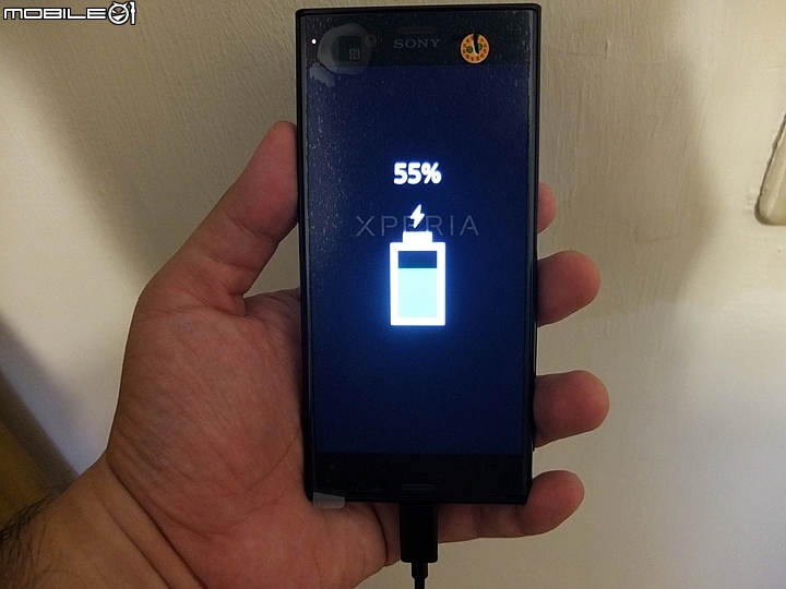 [極簡開箱] 我的第一支SONY智慧型手機 XPERIA XZ 澗水藍 (持續更新)