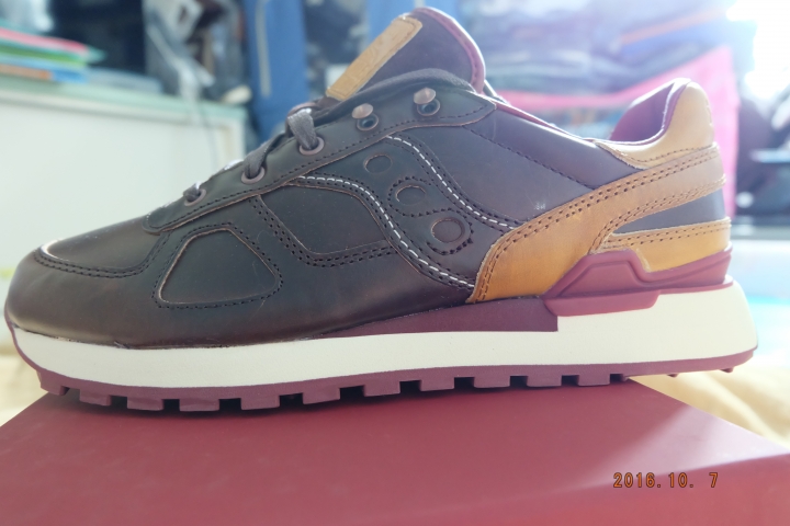 [開箱] Wolverine X Saucony Premium Shadow Original Horween Leather