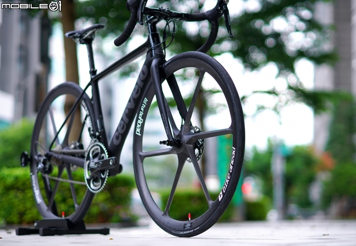 德國製BIKE AHEAD碳纖維碟煞刀輪！1,158g Tubeless / Clincher / open胎