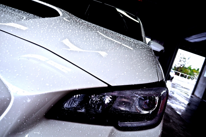 大雨也澆不熄我開SUBARU奔馳賽道的熱情！！