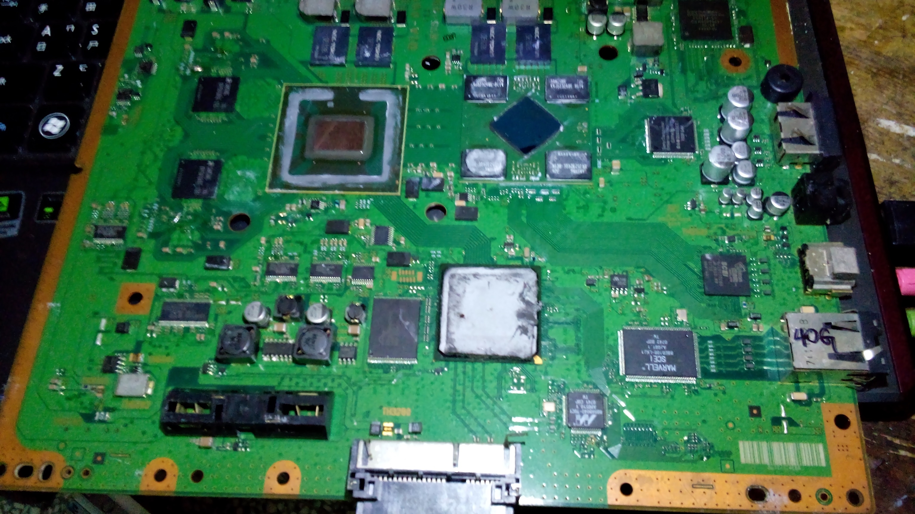 Ps3 Microprocessor 台灣職人教你歷代PS3 CPU/GPU開蓋!! 兩分鐘處裡完黃燈墓碑墓提 附上影片 - Mobile01