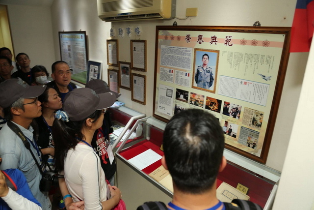 [亂拍照] 2016 國軍營區參訪 (新竹空軍基地+陸軍裝甲兵訓練指揮部)