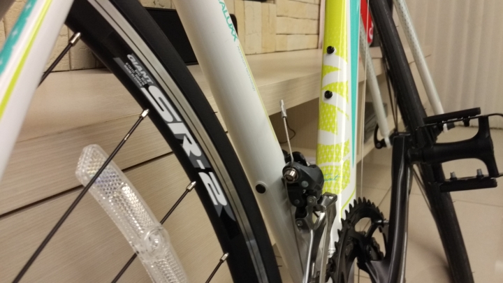 [開箱] Giant Avail 3