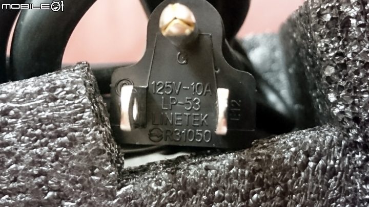 [開箱-機殼]喬思伯 RM3 玻璃 鈦灰色版....外加新Power事件