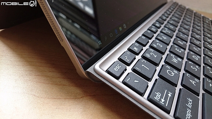 好攜帶的10吋 變形平板筆電ASUS Transformer Mini T102HA