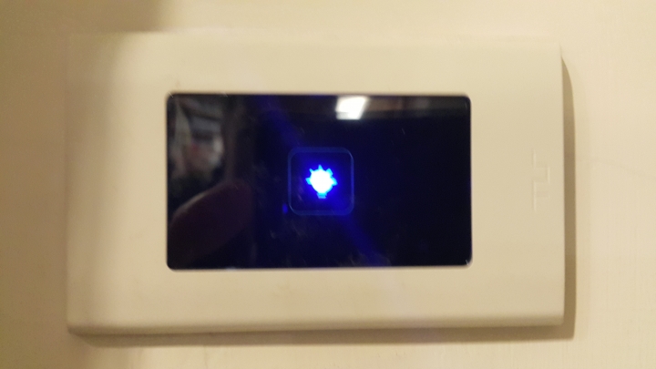 請問有人用ehome智能控制系統