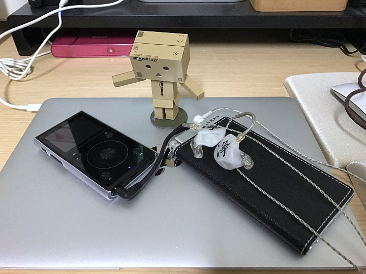 來啦～FiiO X1-II 低延遲隨身數位音樂播放器～開心開箱～