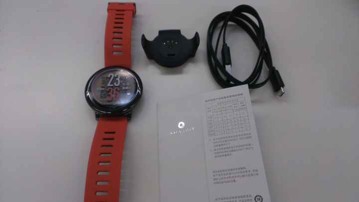 【開箱】外表非常出色吸睛的華米手錶Amazfit