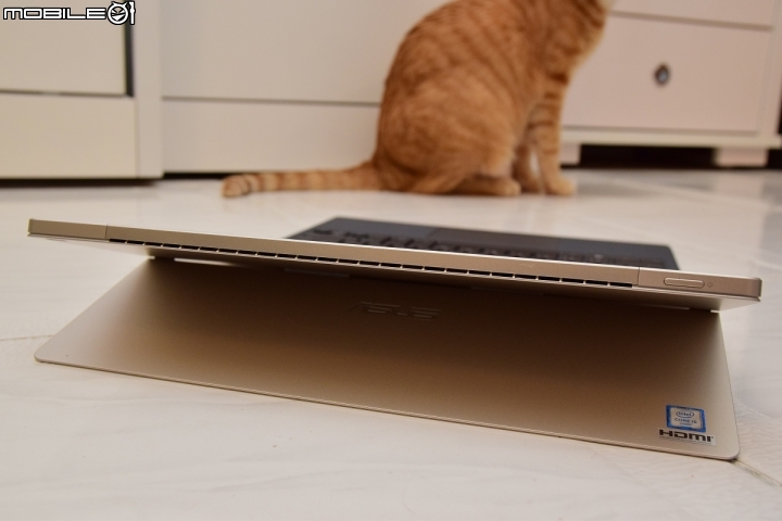 美型2in1筆電Asus Transformer 3 Pro T303UA開箱