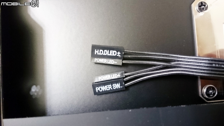 [開箱-機殼]喬思伯 RM3 玻璃 鈦灰色版....外加新Power事件