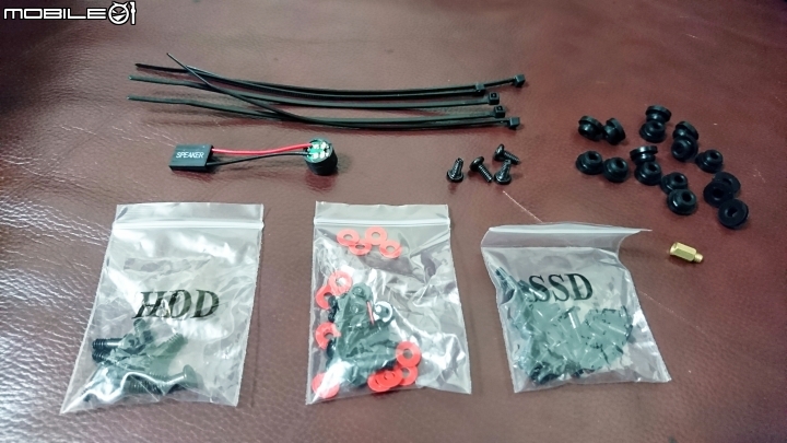 [開箱-機殼]喬思伯 RM3 玻璃 鈦灰色版....外加新Power事件