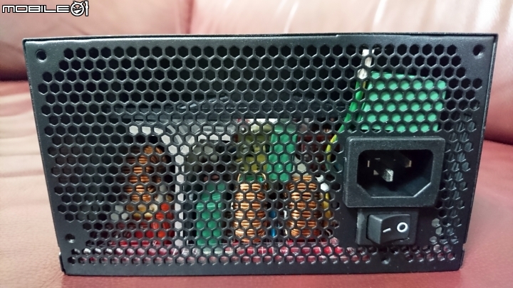 [開箱-機殼]喬思伯 RM3 玻璃 鈦灰色版....外加新Power事件