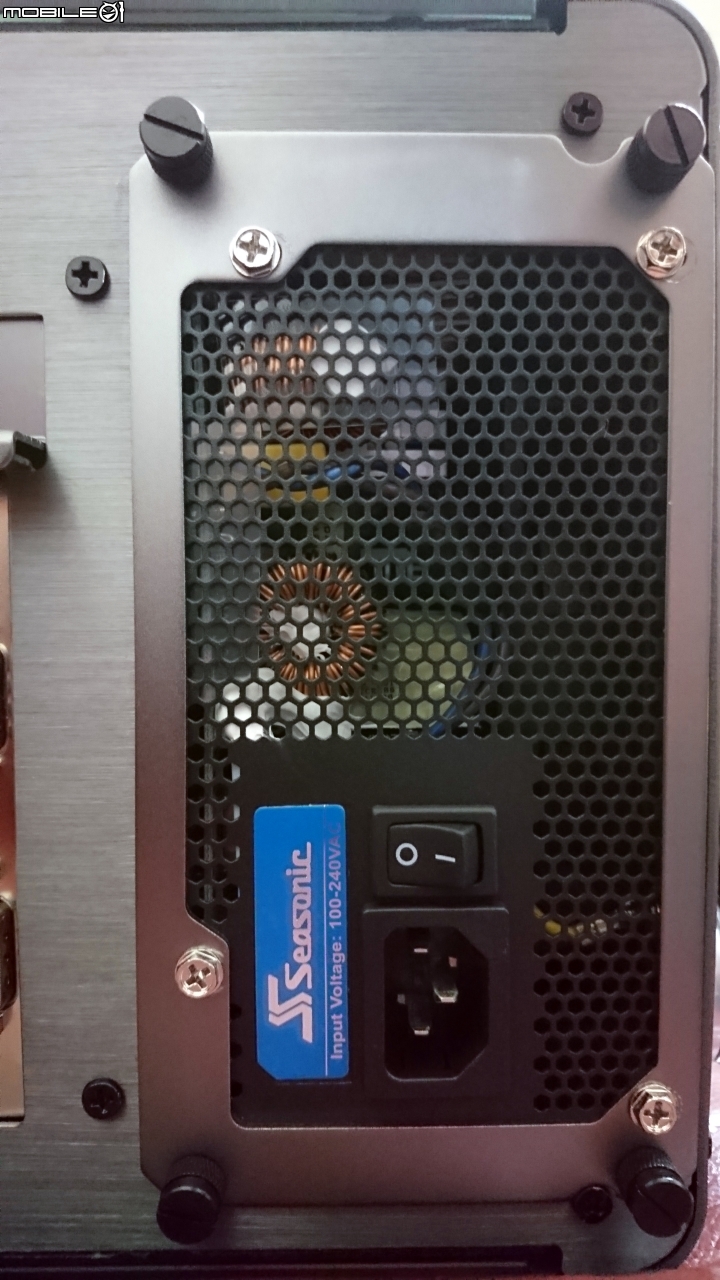 [開箱-機殼]喬思伯 RM3 玻璃 鈦灰色版....外加新Power事件