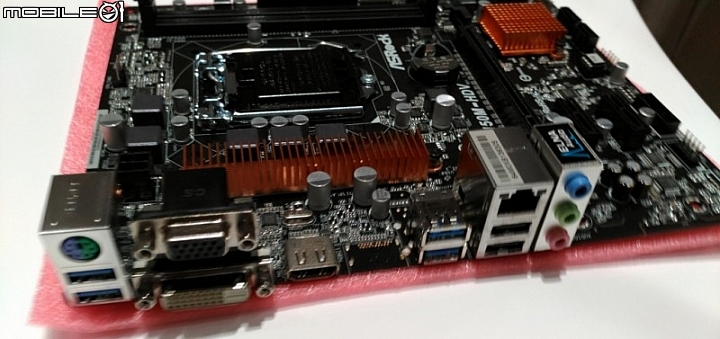 Fulid Motion 預備機 ASRock B150M-HDV 藍寶 RX460 組裝開箱