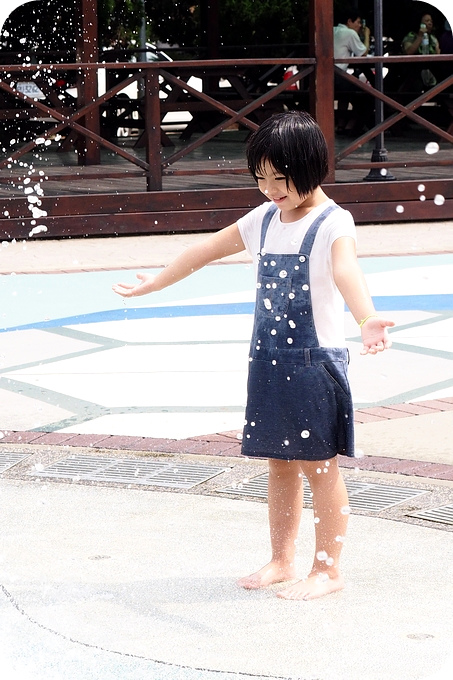 【苗栗通宵親子景點】七彩幸運鹽DIY+無料噴水池戲水趣，就在通宵精鹽觀光工廠！