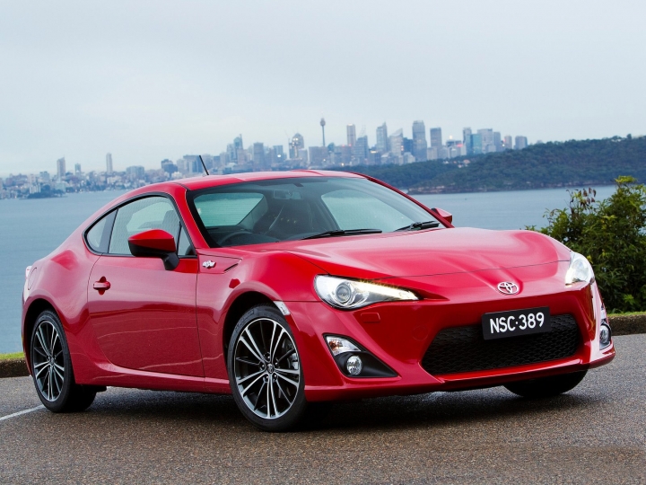 讓拓海也瘋狂~~"ALL NEW TOYOTA 86", 94狂~~