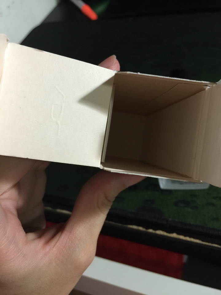如何分辨VDL化妝品真假