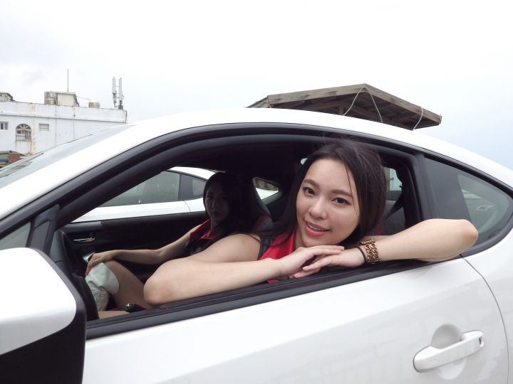 讓拓海也瘋狂~~"ALL NEW TOYOTA 86", 94狂~~