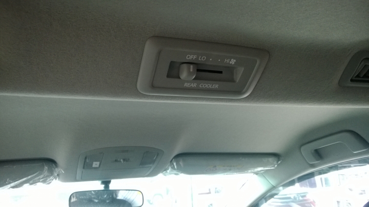 菲律賓TOYOT全新 Fortuner跟 全新 Innova