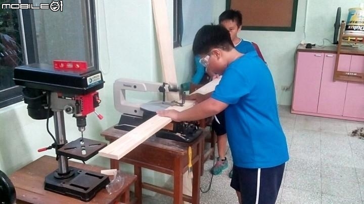 [硬漢工作室] 屈尺創客樂活教室 之 創意奇幻漂流