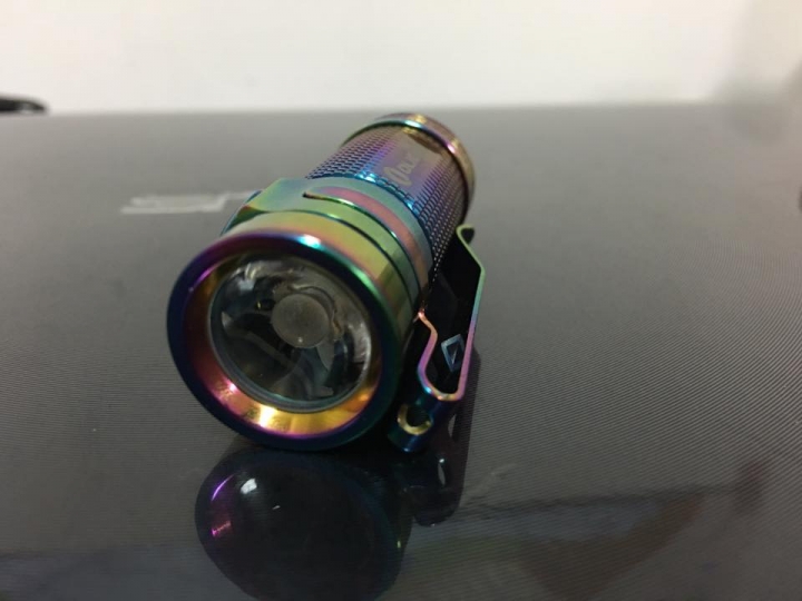 Olight smini  簡易開箱