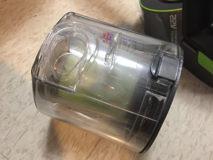 小綠plus (英國Gtech Multi Plus無線手持充電式吸塵器) 使用心得