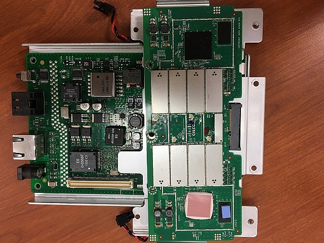 [不專業開箱]Cisco Industrial Wireless 3702 Access Points