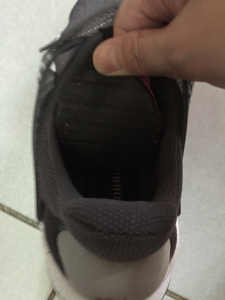 驗鞋 Nike sock鐵灰 是否正品