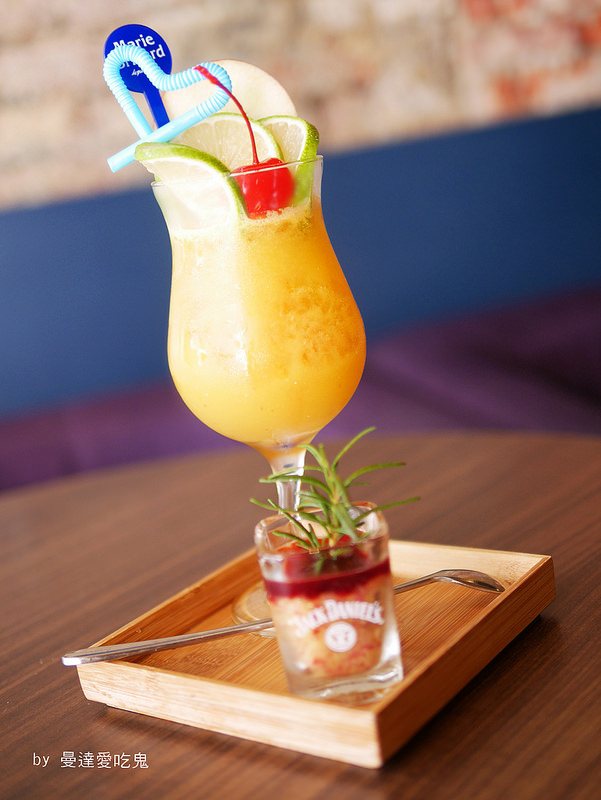 【台南美食】中西區 Brick 磚塊 Bar&Brunch ● 風格老屋內的迷人早午餐約會 ● 愛上墨西哥辣肉醬蛋捲！❤❤