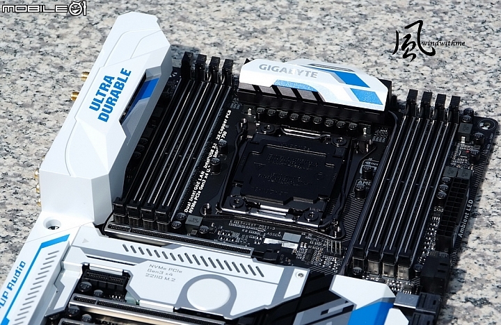 GIGABYTE X99-Designare EX搭載Intel Core i7-6950X超頻解析