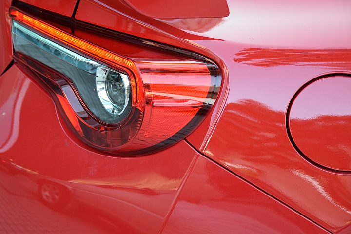 86 不跑秋名山 衝上陽明山  ALL NEW TOYOTA 86 超帥超狂 山路體驗