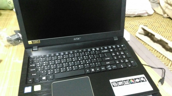E5-575G-58KH 不專業開箱