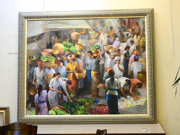 豐富的美術作品，庭園美，極佳的用餐環境：美濃煙樓坊美術館餐廳。
