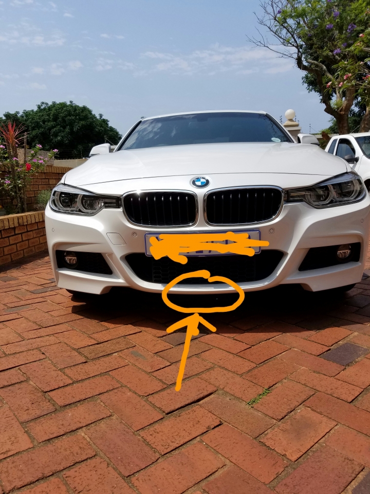 請問bmw 320i msport 前面的bumper 撞到牆該怎麼補救？