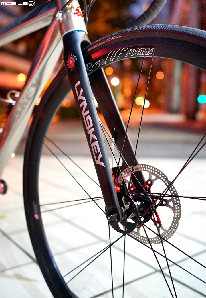 Lynskey Helix pro disc 搭配 rolf 碟煞輪組