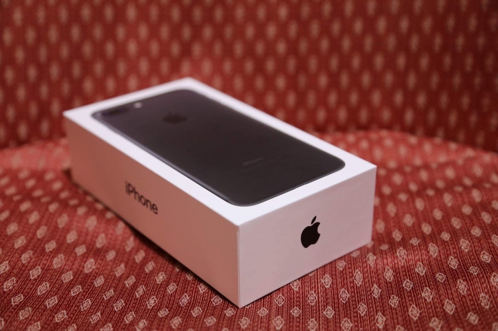 I phone 7 128G消光黑 不專業開箱！
